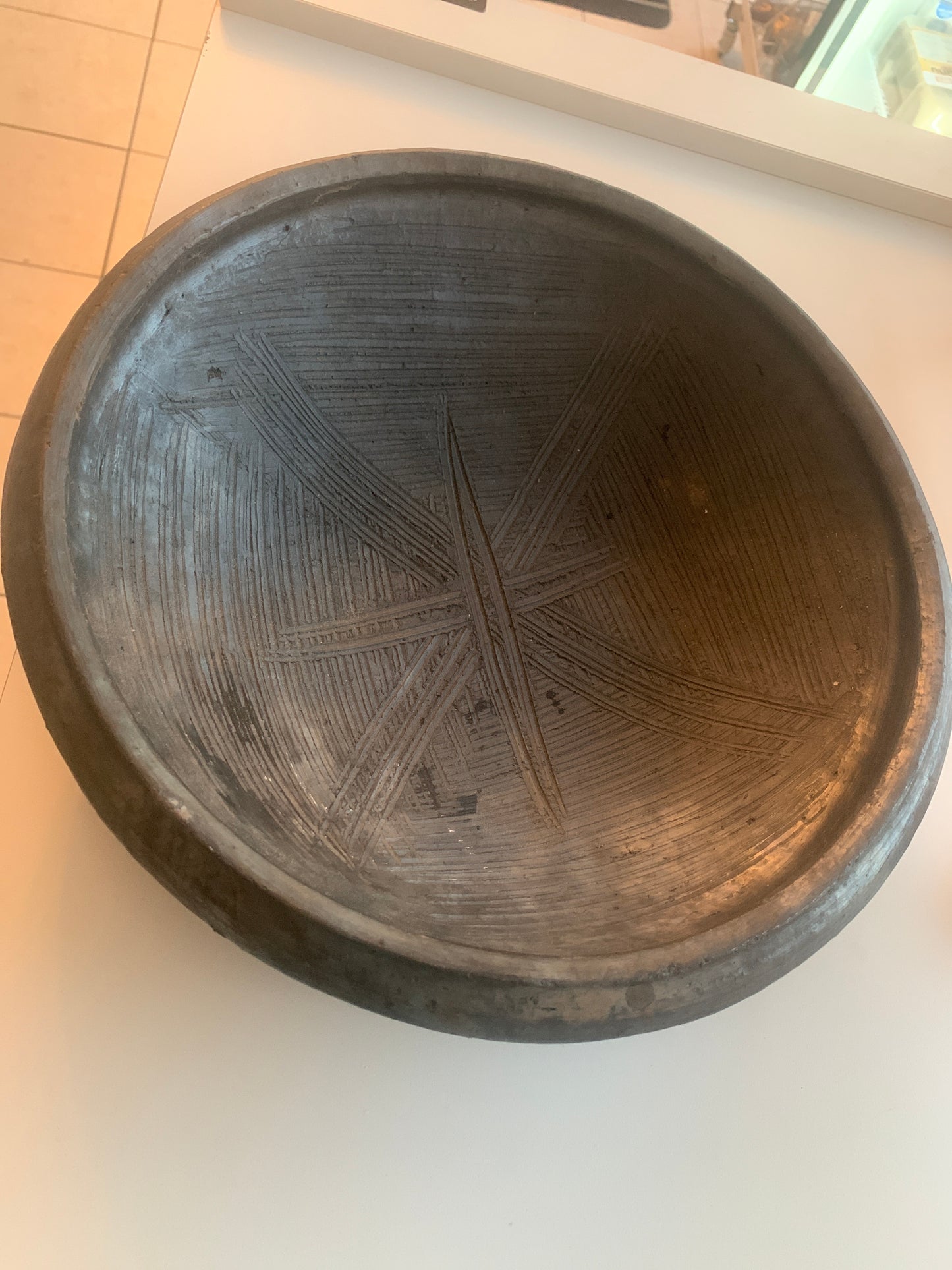 Earthenware Pot with Wooden Grinder/Asanka/Apotoyewa/and tapoli African Clay Pot/Large Size