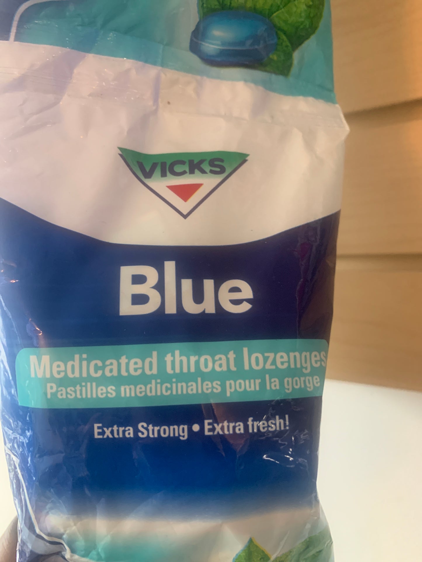 Vicks Lemon Blue Candy sweet - 1 bag